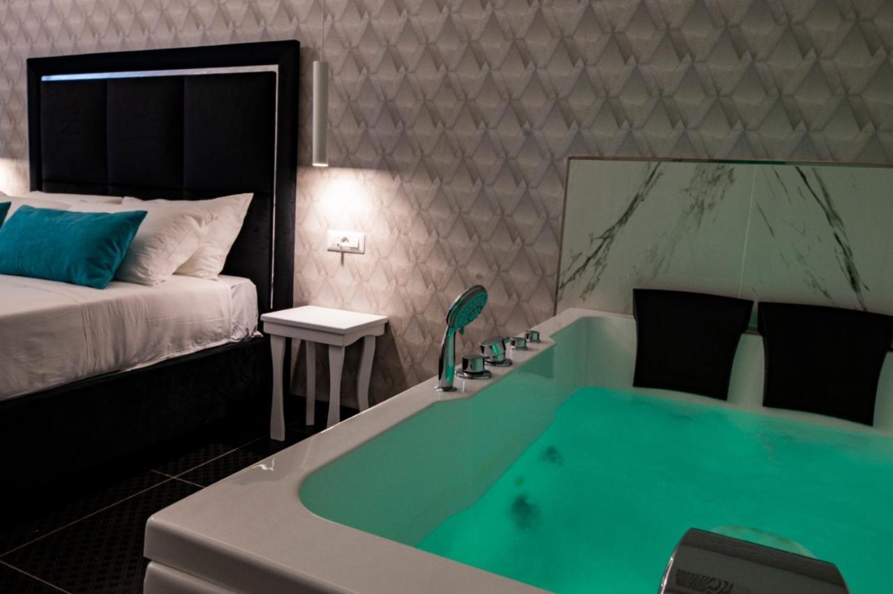 Sole Luxury Bed And Breakfast Naples Exterior photo