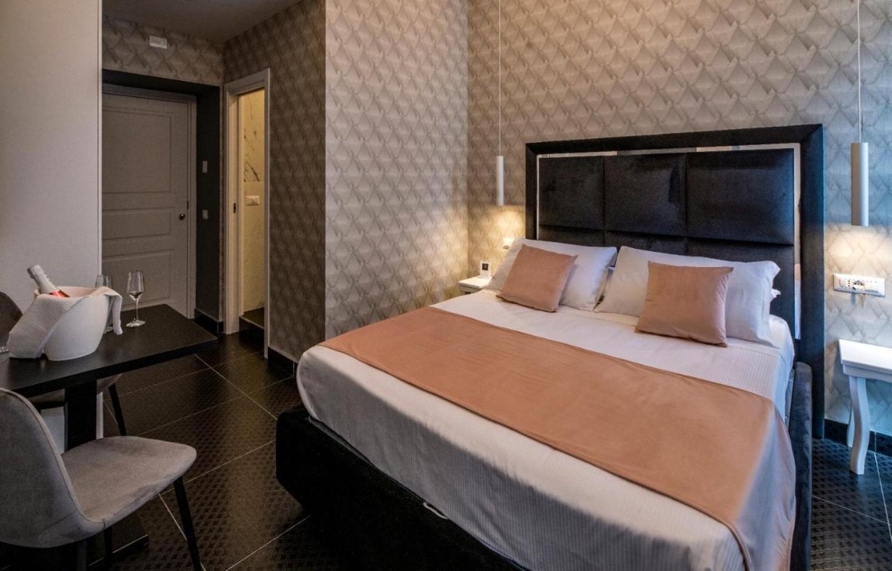 Sole Luxury Bed And Breakfast Naples Exterior photo